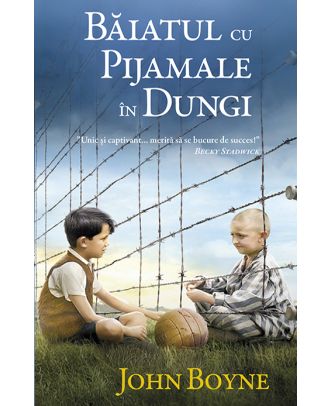 Băiatul cu pijamale în dungi